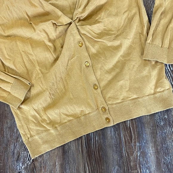 NWT J. Crew Fitted V-Neck Cardigan in Dark Mustard - Picture 2 of 5